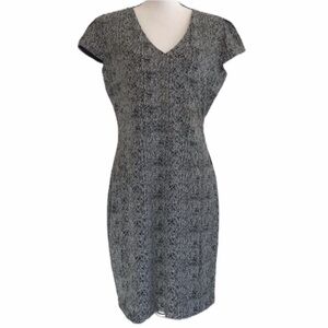 Express Black & White Herringbone Pattern Dress Size Large